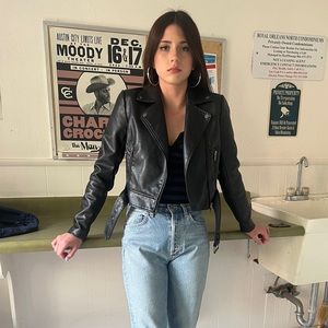 Bernardo Cropped Faux Leather Jacket in Black, Small